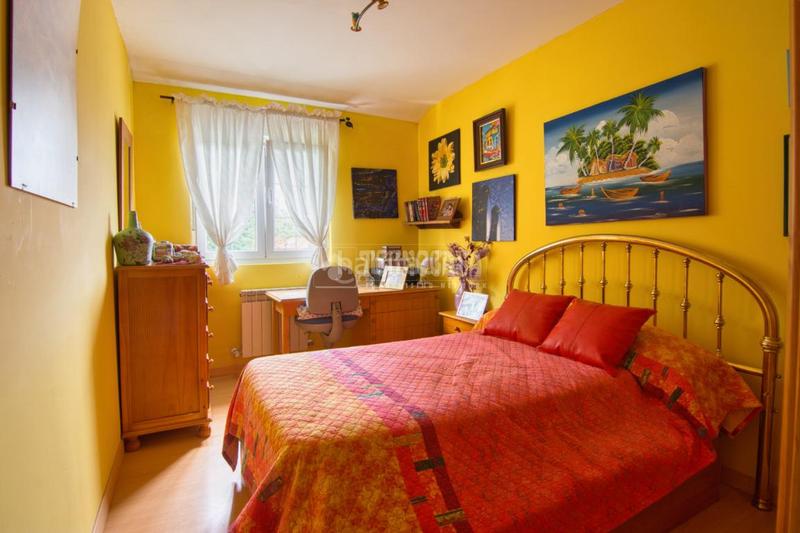 Foto 9fbb89b5-8763-4358-b1da-27b5a3ae12c3. Casa pareada casa en venta en santander en Carandía Piélagos