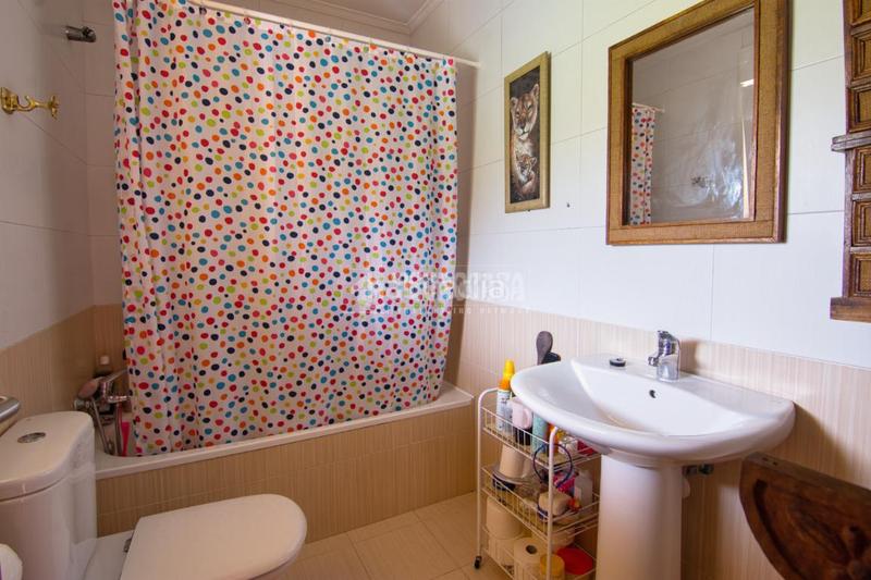 Foto d64b4764-62f2-4d61-be84-fa1f2455a8ec. Casa pareada casa en venta en santander en Carandía Piélagos