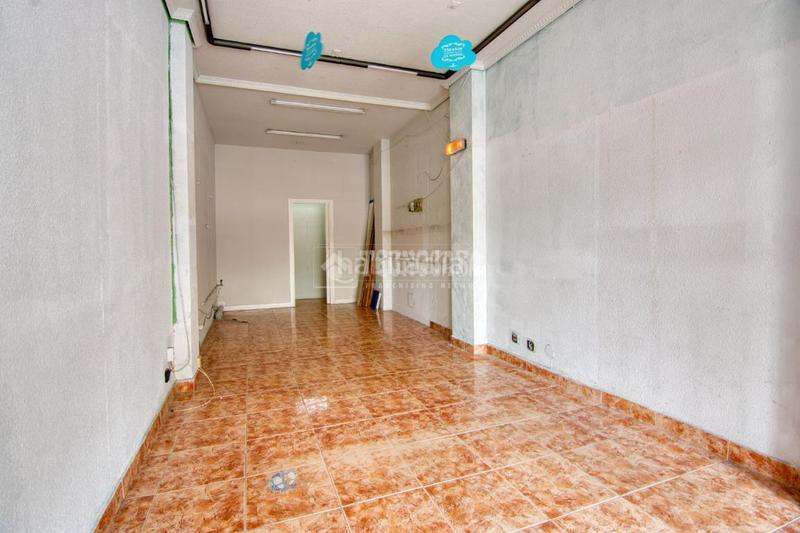 Foto de98b784-2173-48a6-90e5-0bfeeab7cb9b. Location local commercial dans Los Castros Santander