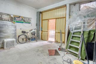 Aparcament cotxe en Los Castros. Boxplaza de garaje en venta en santander