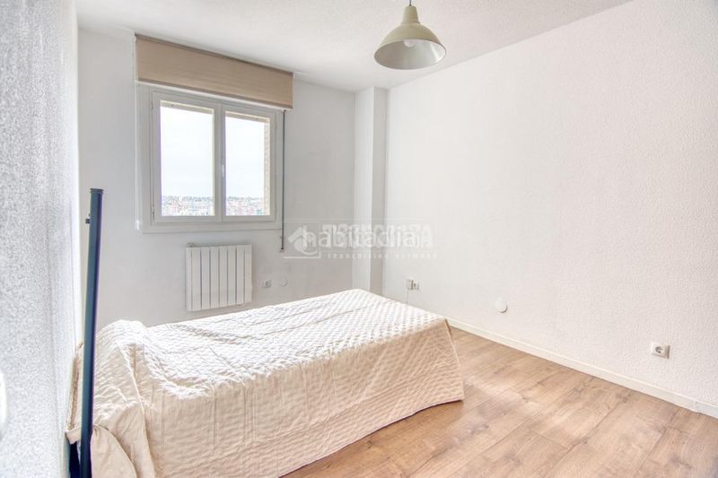 Foto 7dd89b2f-1912-4ff4-9d57-0e63a490a70d. Pis a Los Castros Santander