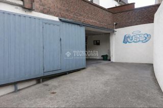 Car parking in Los Castros. Boxplaza de garaje en venta en santander