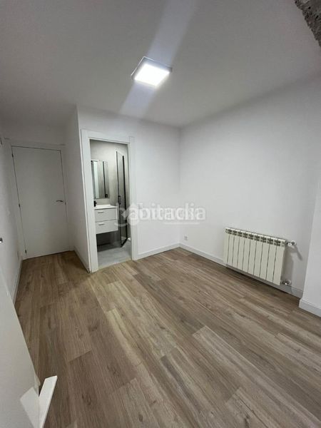 Foto a65d1a12-eb3f-420c-983a-2f38b60d0c1a. Rent flat in Los Castros Santander