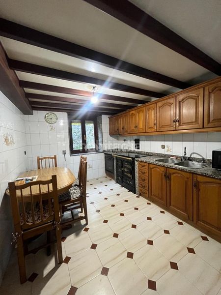 Foto 858b6ab1-7470-4a28-a1e3-060e5bc0ec90. Casa amb aparcament a Riotuerto