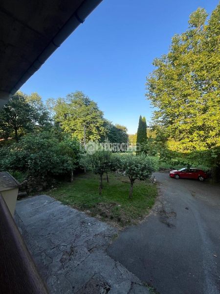 Foto ba3db014-d18b-470c-b88e-fba1467a12ae. Casa amb aparcament a Riotuerto