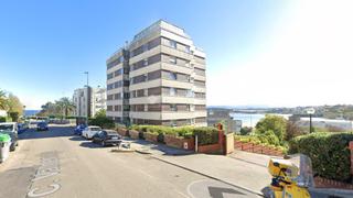 Local Comercial en General Dvila. Licencia en venta en santander