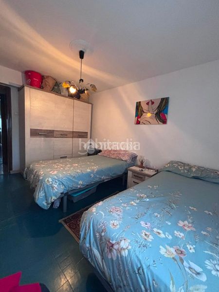 Foto c61a1800-3eff-4291-9152-830459b68173. Pis a Los Castros Santander