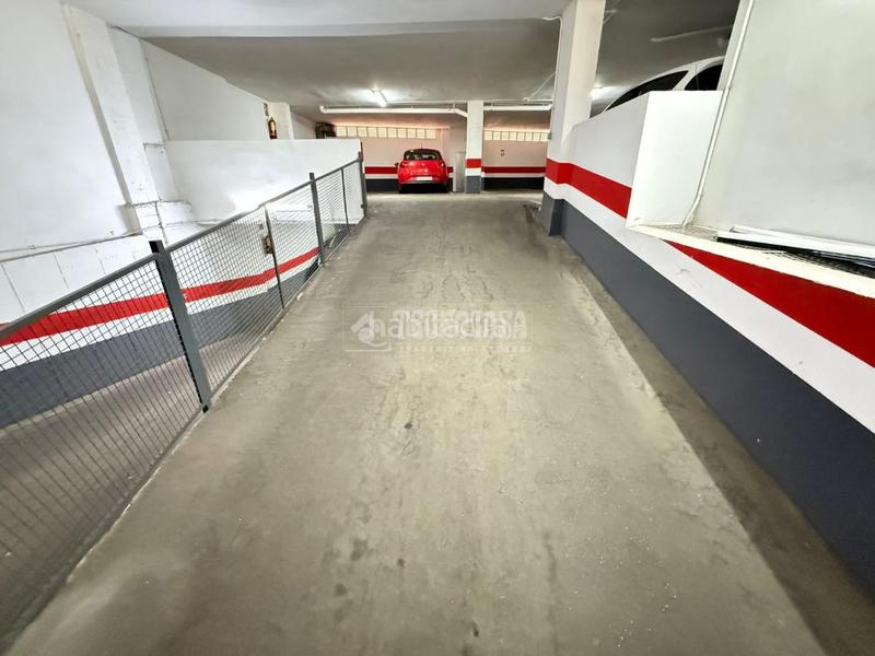 Foto 2f899d52-46a0-480e-b293-aa5975ae204e. Parking coche boxplaza de garaje en venta en Las Delicias Zaragoza