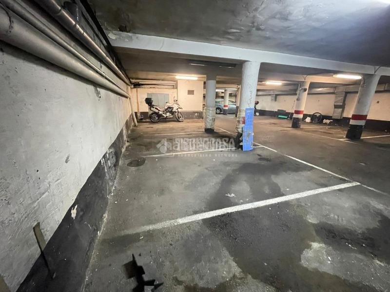 Foto 3aa715d5-d625-4d94-a65b-2ee01f045d69. Parking coche boxplaza de garaje en venta en Barrio del Ave Zaragoza
