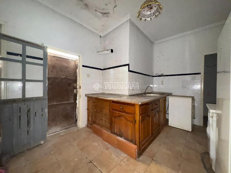 Foto 035d3e3e-fc9a-46d5-bff4-fc7f89e671a8. Casa aparellada a Vergel-Las Olivas Aranjuez