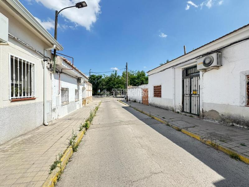 Foto 3b0c56bd-6595-41f1-9566-ed569d48ab67. Casa aparellada a Vergel-Las Olivas Aranjuez