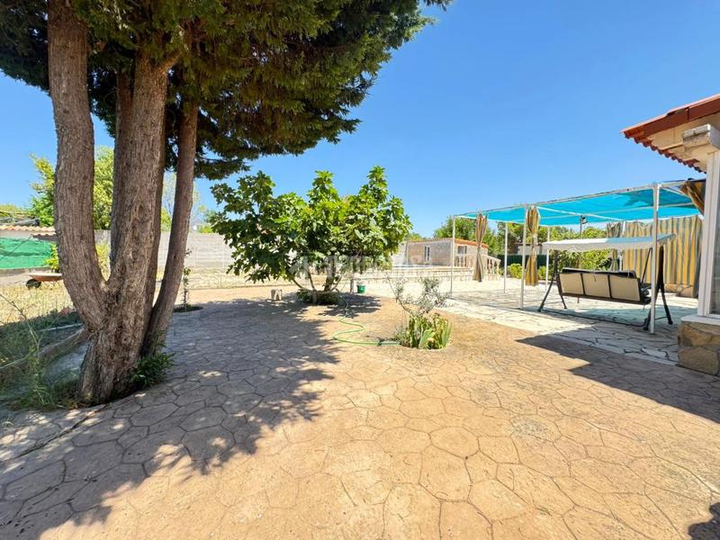 Foto 15ce872e-dfa4-4003-bcd5-b79dd29747bd. Casa  en venta en Colmenar de Oreja