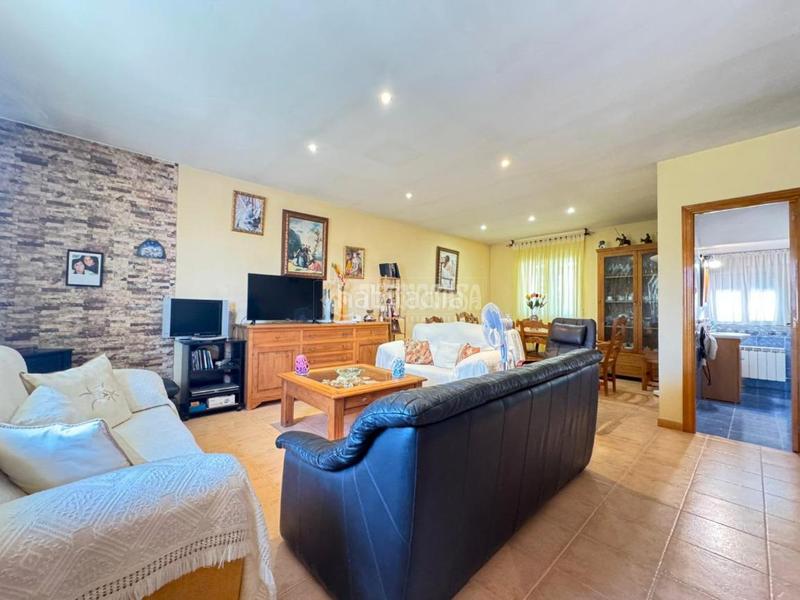 Foto 59e4afb9-e4f2-43a0-bbee-d062c4b7d2b6. Casa  en venta en Colmenar de Oreja