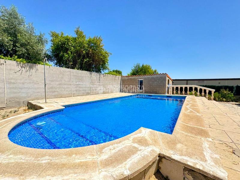 Foto 67f81ff6-b08a-492d-b356-cde60ada4190. Casa  en venta en Colmenar de Oreja
