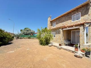 Maison à Colmenar de Oreja. Casa en venta en colmenar de oreja