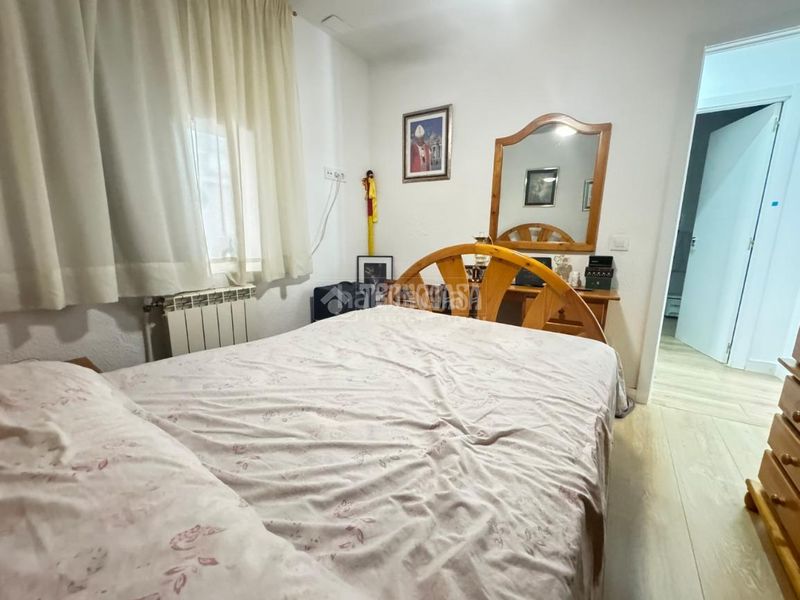 Foto 9c74b4c4-525a-4d29-8a3b-63ee6e7c88b5. Casa aparellada amb calefacció a Centro Aranjuez