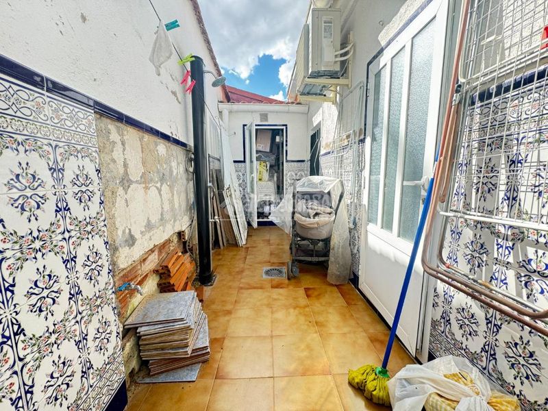 Foto d1cd87ef-609f-4de4-b3f8-240820df634c. Casa aparellada amb calefacció a Centro Aranjuez
