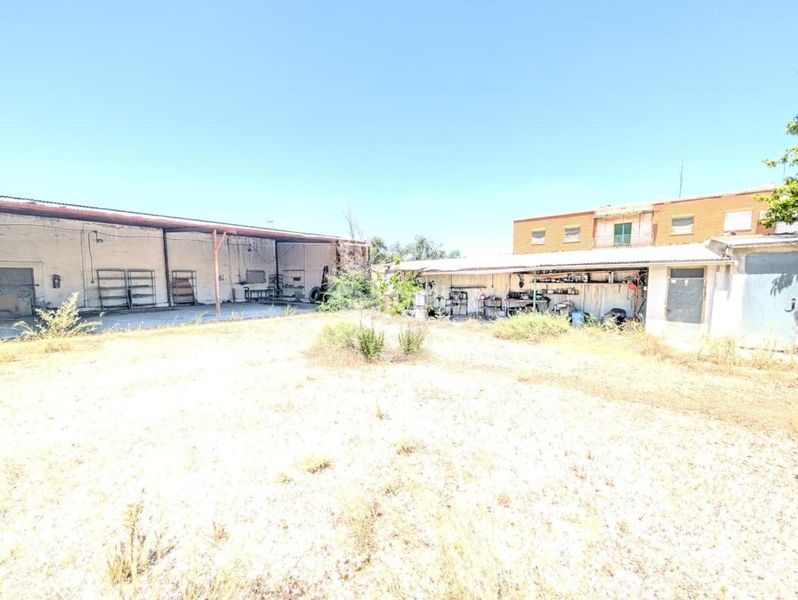 Foto 189b6b0a-63f3-4d56-9aa2-bbb8de8cb5d6. Terreny residencial a Centro Aranjuez
