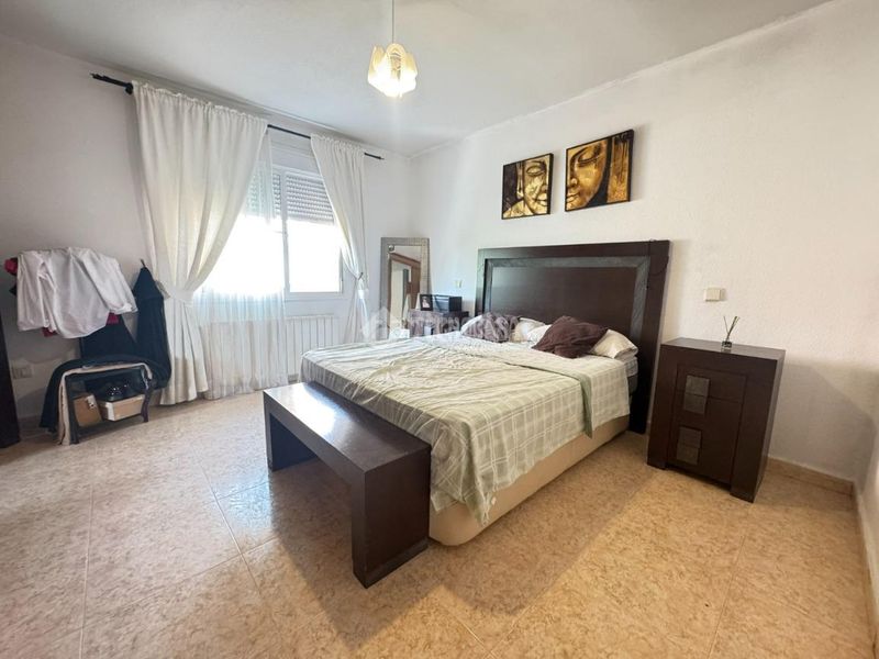 Foto a92e7b59-dda0-4c08-a95a-502c1e235c70. Casa amb calefacció piscina a Centro Aranjuez
