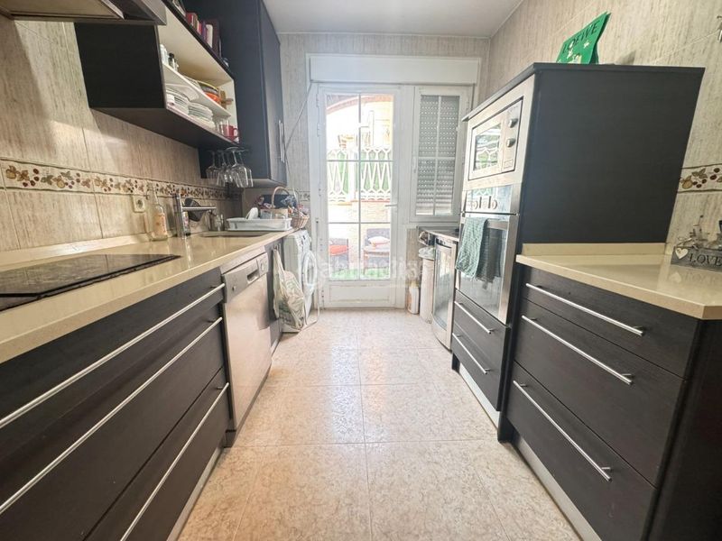 Foto bb7d6e05-41ff-4279-85d5-97c64e3a40e4. Casa amb calefacció piscina a Ontígola