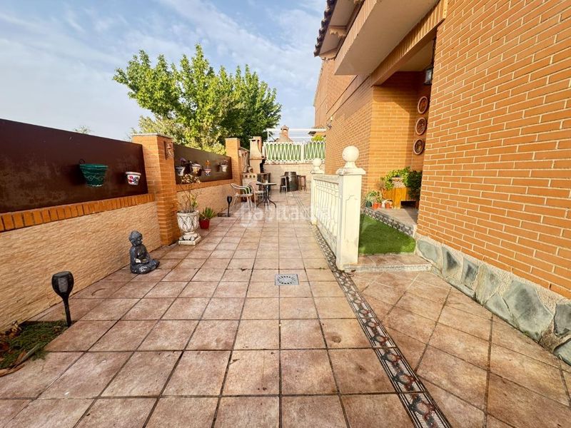 Foto c0a5badd-bd78-4fed-8aa0-988ed19f2c58. Casa amb calefacció piscina a Ontígola