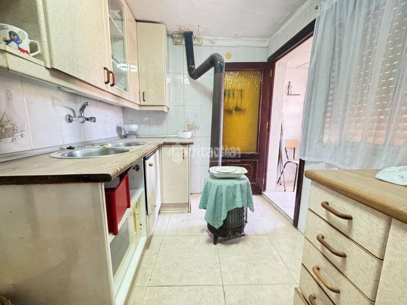 Foto c04503d2-c6a5-4cfc-ab68-bd0c7fb8fce9. Casa aparellada a Yepes