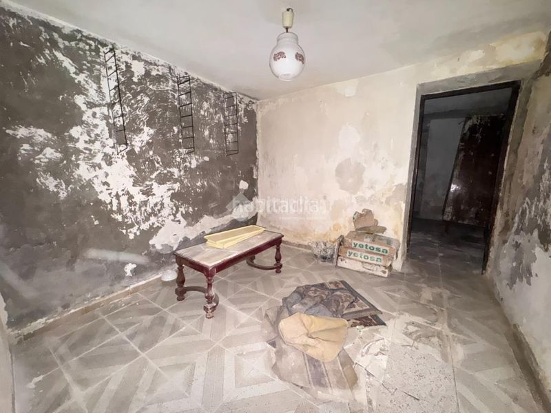 Foto dcca5475-5a29-4668-b9a5-8139c3cfc356. Casa aparellada a Yepes