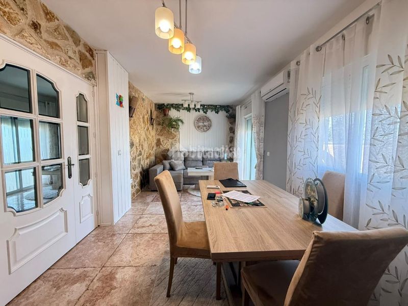 Foto 4b6ac676-1a50-4656-bb64-4f23b2ccf7ad. Casa pareada casa en venta en Ontígola
