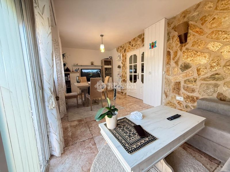 Foto d510af35-db57-4fcd-b4e6-212bfce350bc. Casa pareada casa en venta en Ontígola