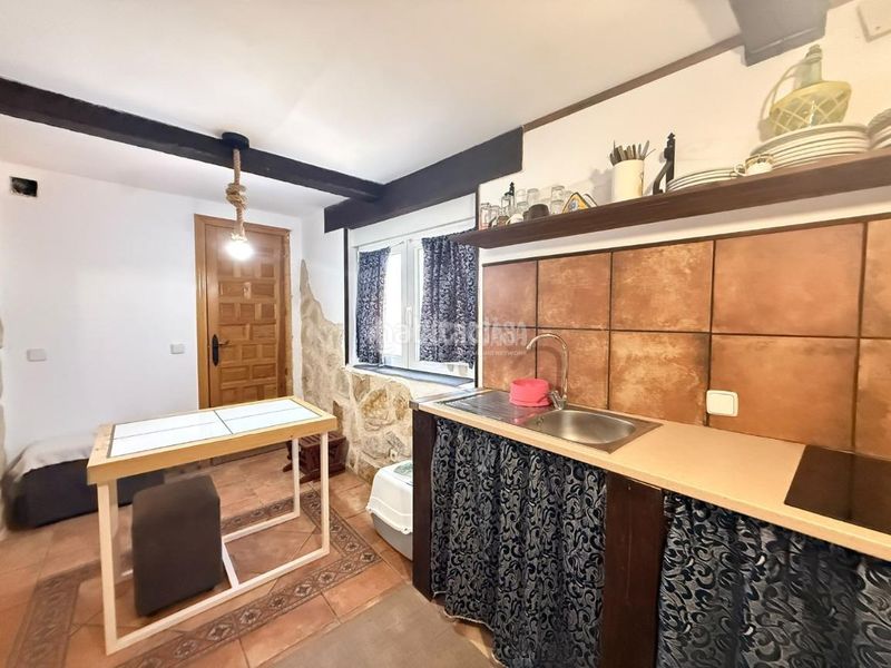 Foto d5bb527e-837a-4c60-91ef-6b01d761077d. Casa pareada casa en venta en Ontígola