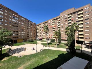 Pis a La Granja. Piso en venta en zaragoza