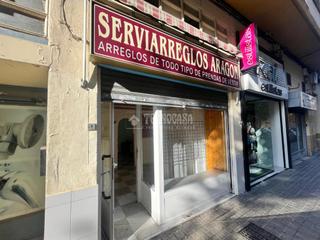 Geschftsraum en La Granja. Local comercial en venta en zaragoza