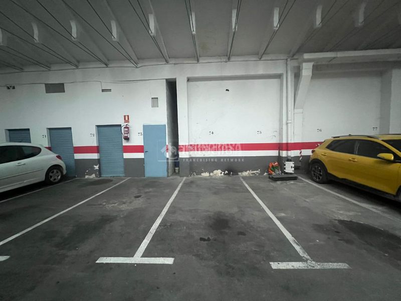 Foto 769808db-5672-48b2-a680-d02e7b8e90ab. Aparcament cotxe a La Granja Zaragoza