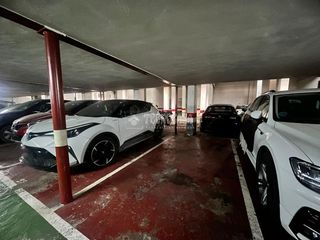 Aparcament cotxe a La Granja. Boxplaza de garaje en venta en zaragoza
