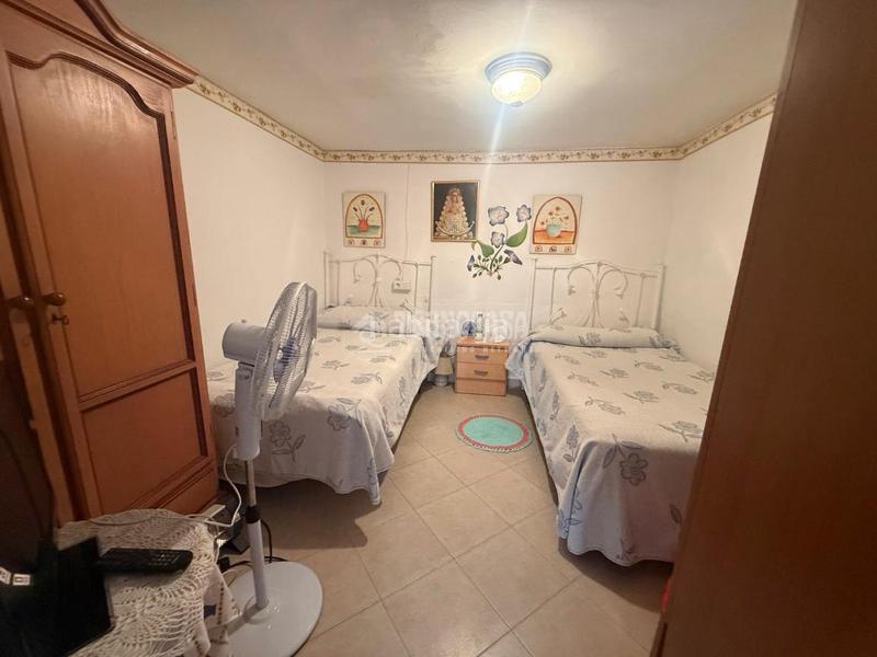 Foto 7c76cc34-45d1-4c4a-bbdc-913cdd4cff47. Casa aparellada a Almendro (El)