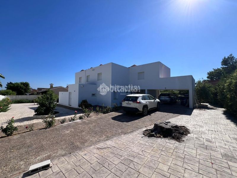 Foto 62506f66-6949-447e-ab9e-c18e1176dc65. Casa amb calefacció aparcament a Bellavista Aljaraque