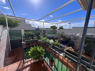 Casa bifamiliare in Núcleo Urbano. Casa en venta en aljaraque