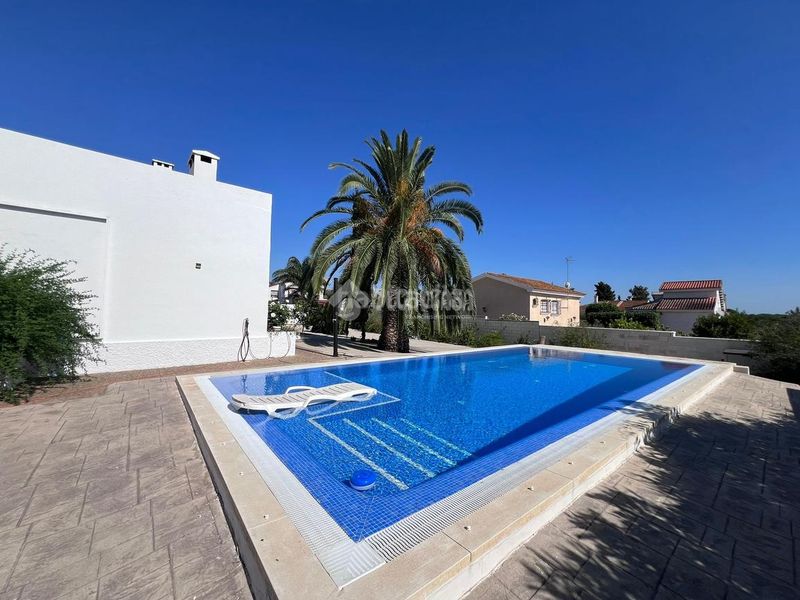 Foto 0db95b19-5e4d-4e09-a0b1-f947bd011a60. Casa amb calefacció a Núcleo Urbano Aljaraque