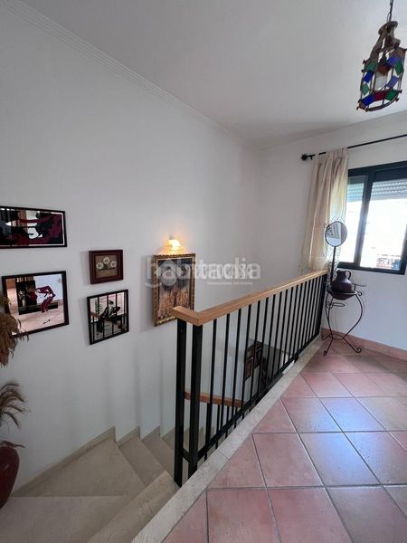 Foto 306f79f3-ecb3-45be-8761-257d072daf00. Casa aparellada amb calefacció a Núcleo Urbano Aljaraque