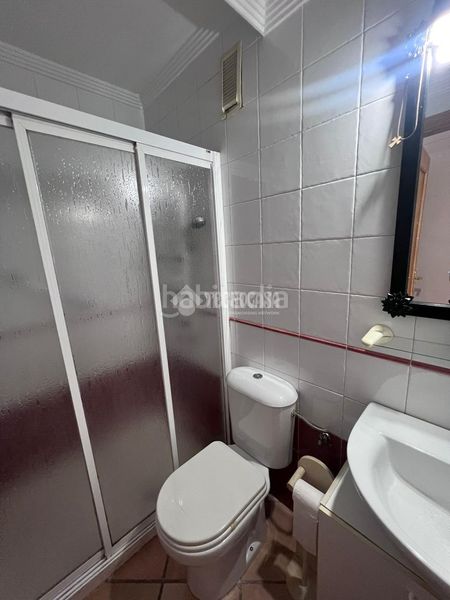 Foto 9c2335c6-28d6-49fb-a3e7-e6c00ea9498b. Casa aparellada amb calefacció a Núcleo Urbano Aljaraque