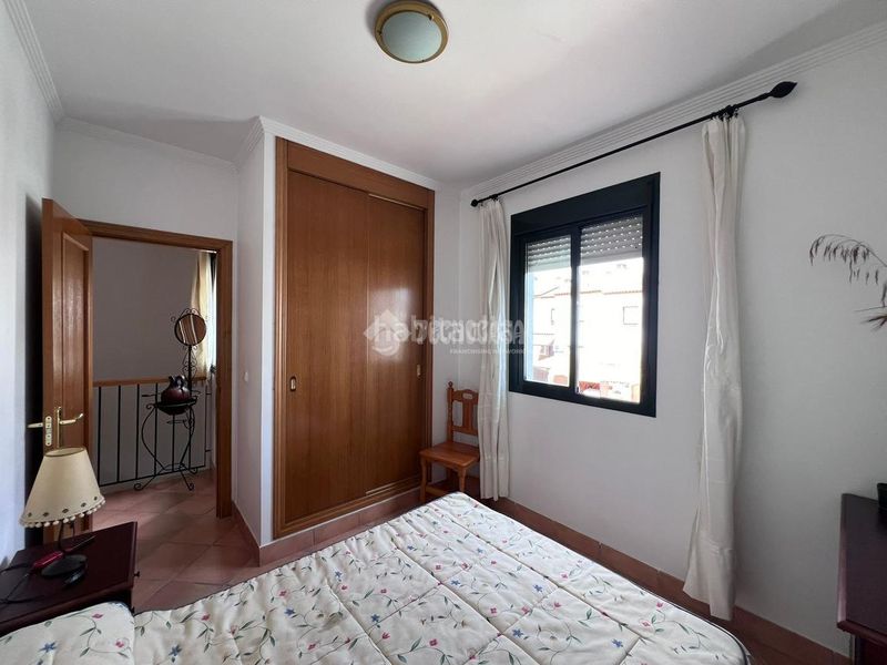 Foto d37d9fbf-5671-4f31-b2cb-7097b51d0e8b. Casa aparellada amb calefacció a Núcleo Urbano Aljaraque