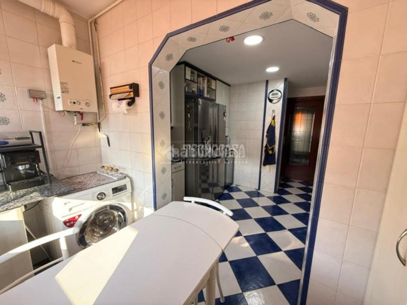 Foto 16a34e94-4514-4823-a7b2-a66176bf5276. Piso  en venta en Terramelar Paterna