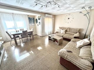 Pis a Centro Ciudad. Piso en venta en paterna