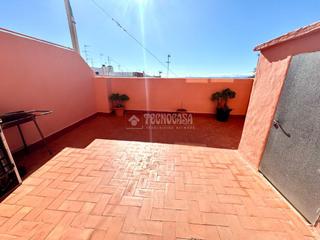 Dachwohnung in El Alborgí. Ático en venta en paterna