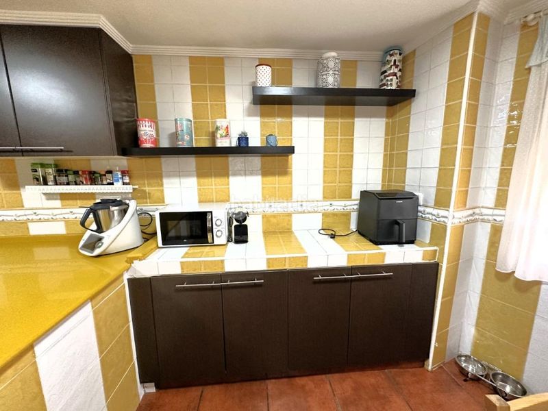 Foto a02882a9-ddf9-4883-8f4a-75a5adb83694. Casa a El Alborgí Paterna