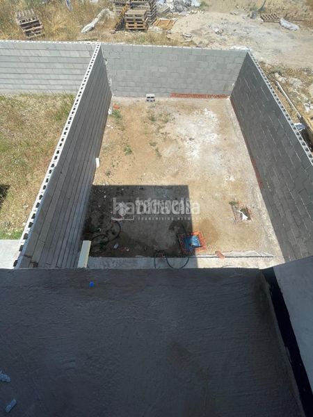 Foto b8776ae7-a5ef-4766-a3d6-3d2bc13b9a9d. Casa aparellada a señorío de Illescas Illescas