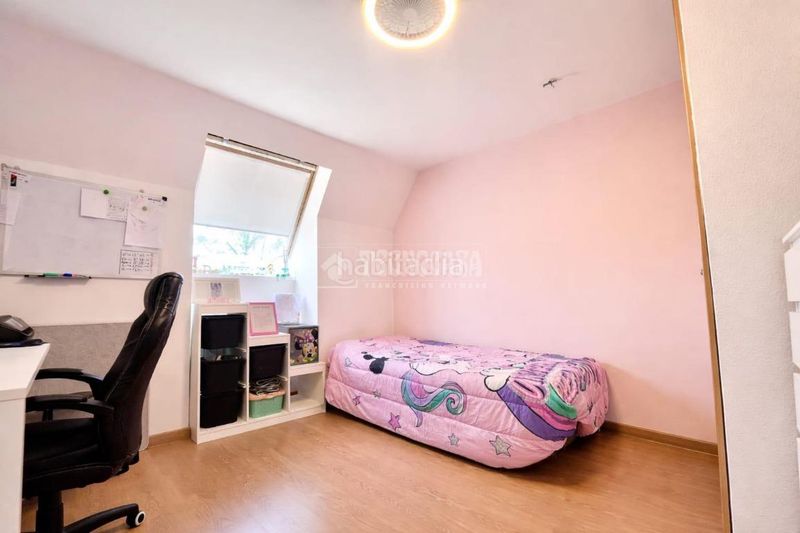 Foto 335e0e60-dadf-476c-8ad3-b20b5d1af868. Casa aparellada amb calefacció a señorío de Illescas Illescas