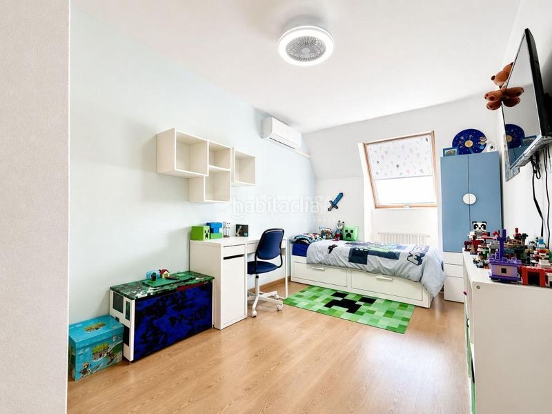 Foto 3412ec69-4edf-4e95-9ba5-3712f3b30ff7. Casa aparellada amb calefacció a señorío de Illescas Illescas