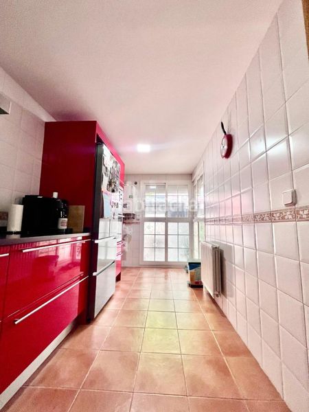 Foto de9c4997-3636-4ee7-be97-1a6a4ad84b63. Casa aparellada amb calefacció a señorío de Illescas Illescas