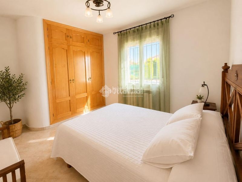 Foto 615a661b-cc39-4e03-bbc5-869a56ee202b. Casa a Carranque